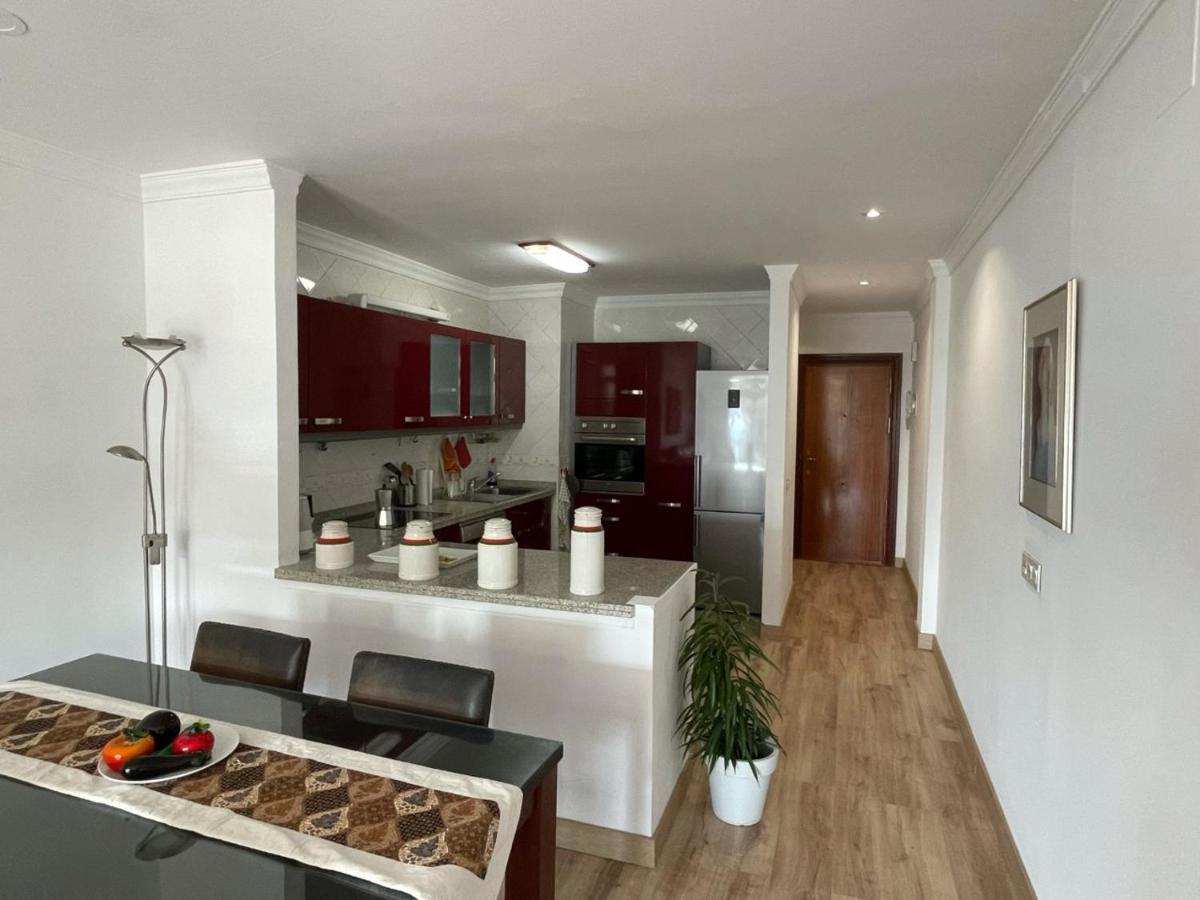 Apartamento Frente A La Playa Piso 2 เอสเตโปนา ภายนอก รูปภาพ