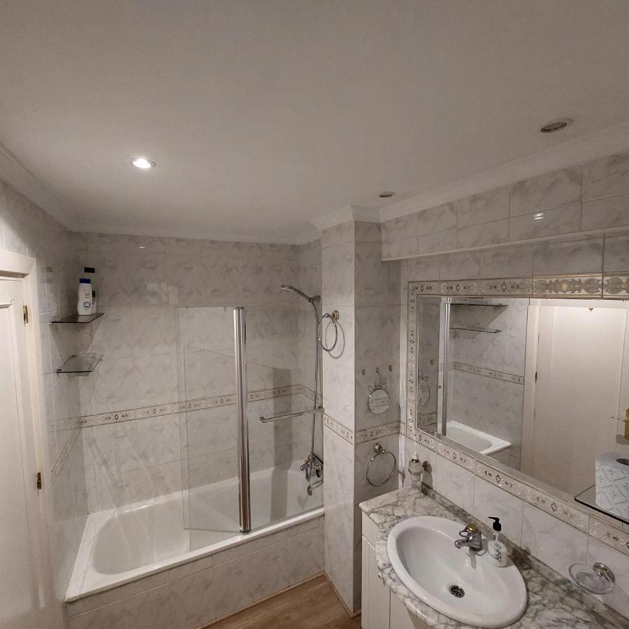 Apartamento Frente A La Playa Piso 2 เอสเตโปนา ภายนอก รูปภาพ
