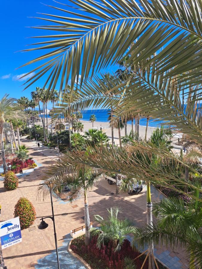 Apartamento Frente A La Playa Piso 2 เอสเตโปนา ภายนอก รูปภาพ